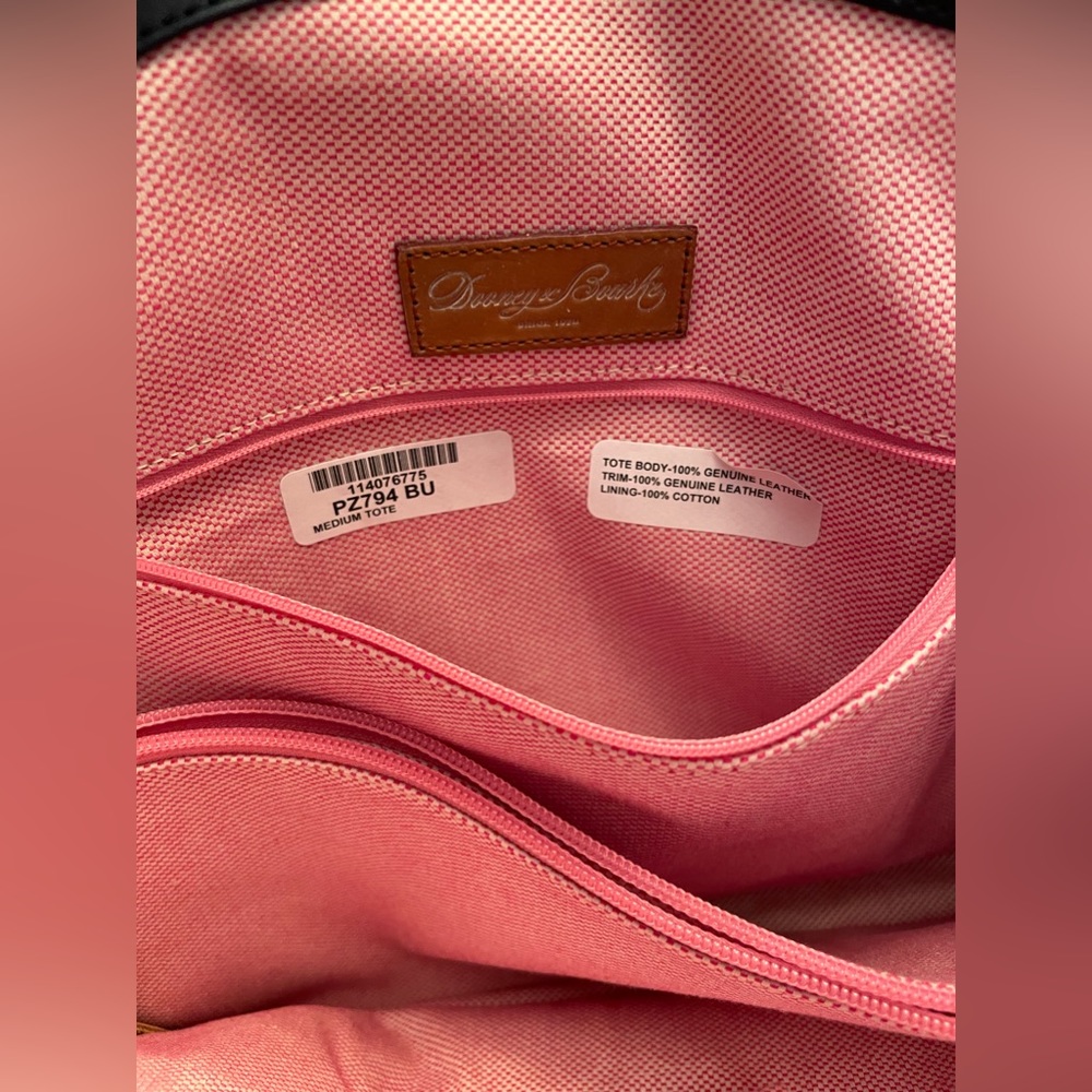 Dooney and Bourke medium tote - Picture 4 of 8
